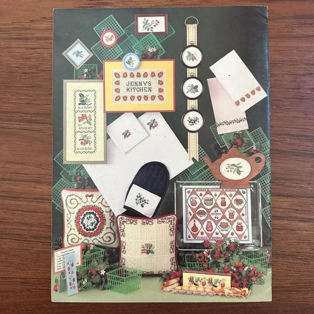 Leisure Arts BERRY DESIGNS & BORDERS Cross Stitch Needlepoint Leaflet 198